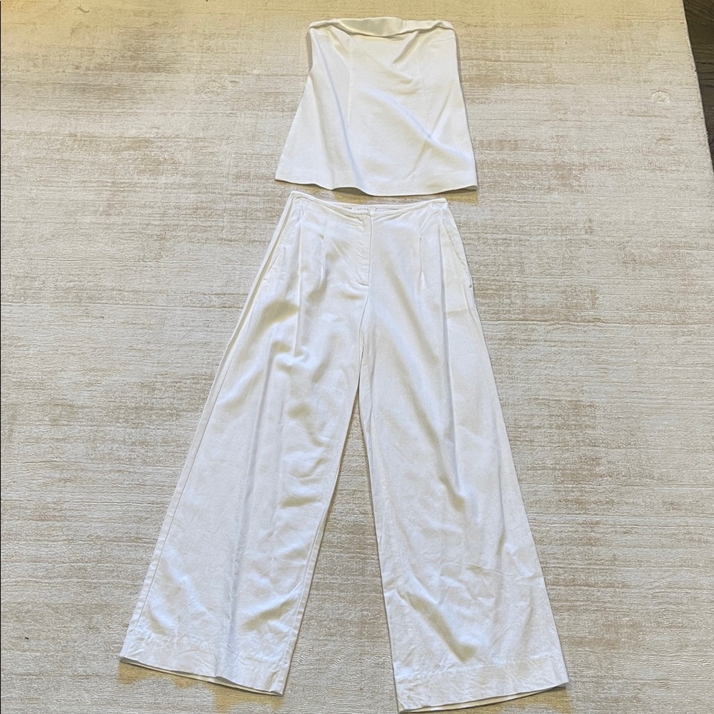 Meshki White Linen Set - Picture 2 of 8